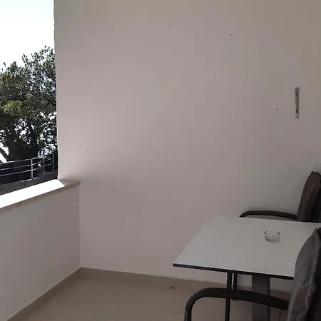 Nice Apartment In Dingac With Wifi