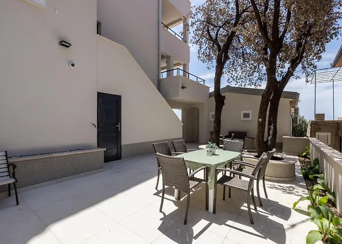 아파트 Beautiful In Dingac With Wifi